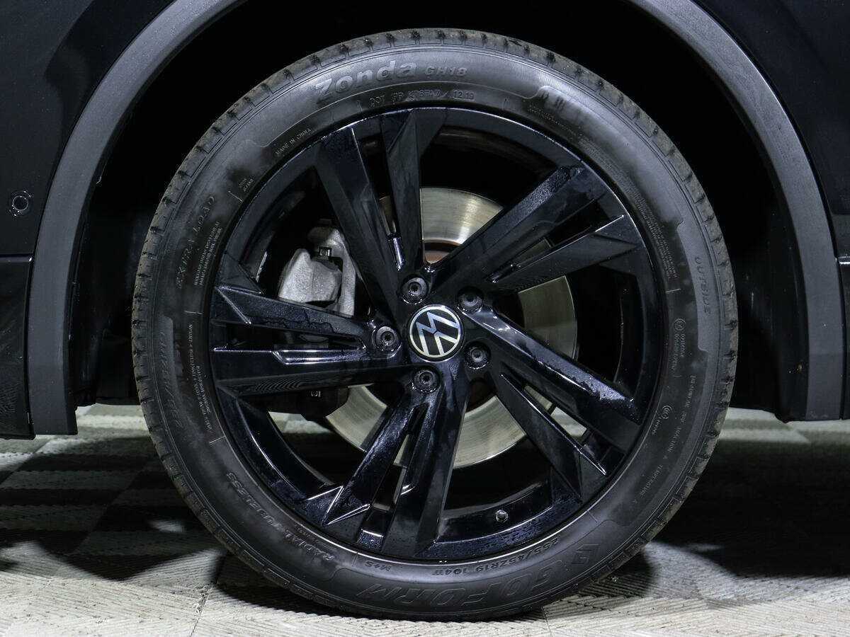 Купить Volkswagen Tiguan с пробегом. Фото: #12