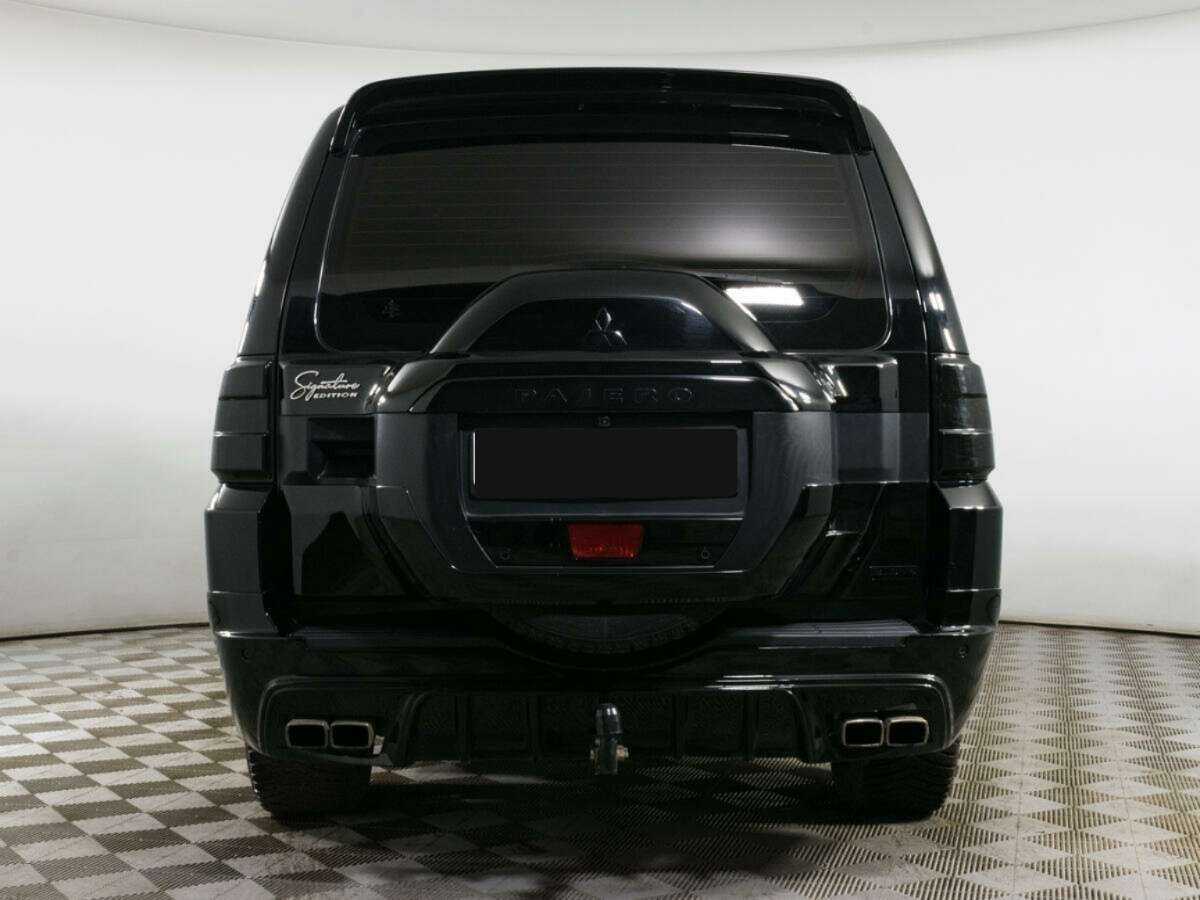 Купить Mitsubishi Pajero с пробегом. Фото: #4