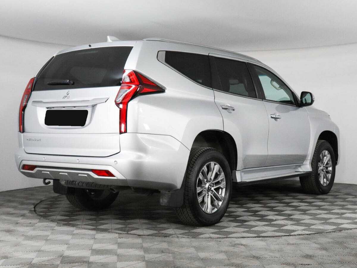 Купить Mitsubishi Pajero Sport с пробегом. Фото: #4