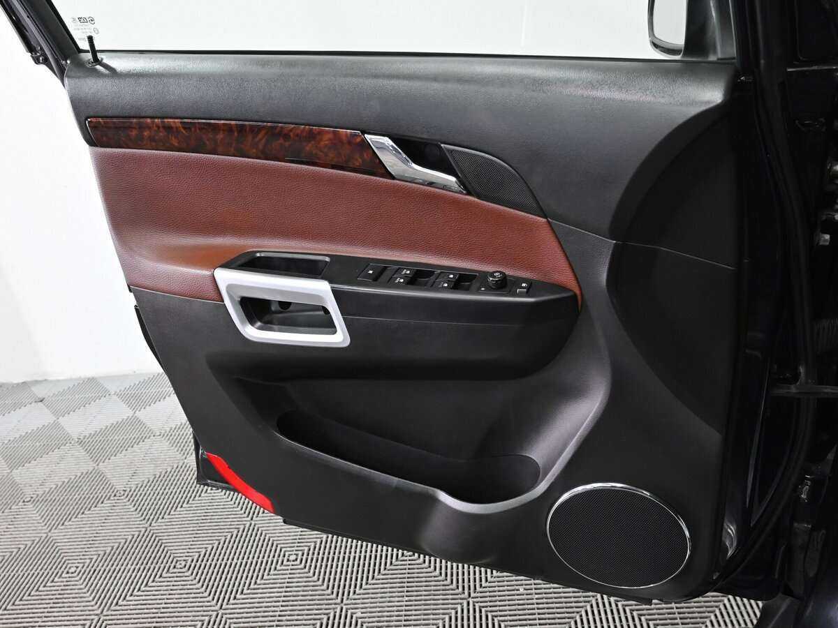 Купить Opel Antara с пробегом. Фото: #6