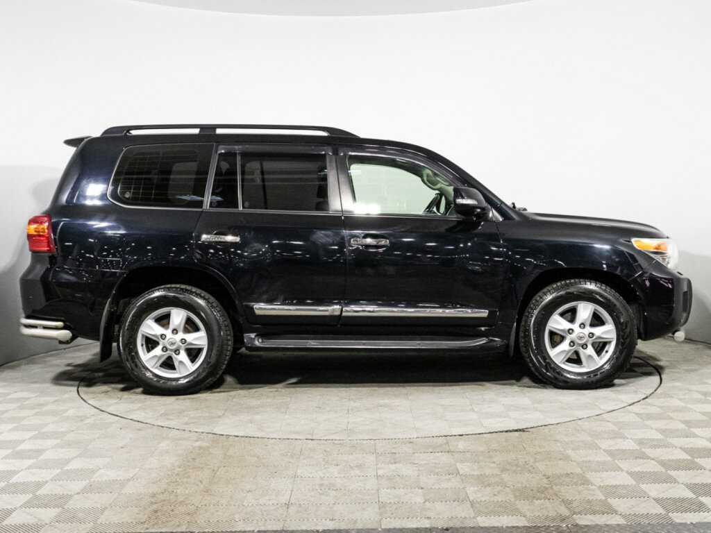 Купить Toyota Land Cruiser с пробегом. Фото: #3