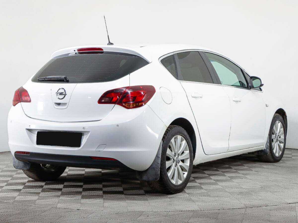 Купить Opel Astra с пробегом. Фото: #4