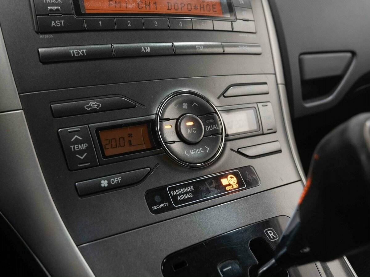 Купить Toyota Auris с пробегом. Фото: #19