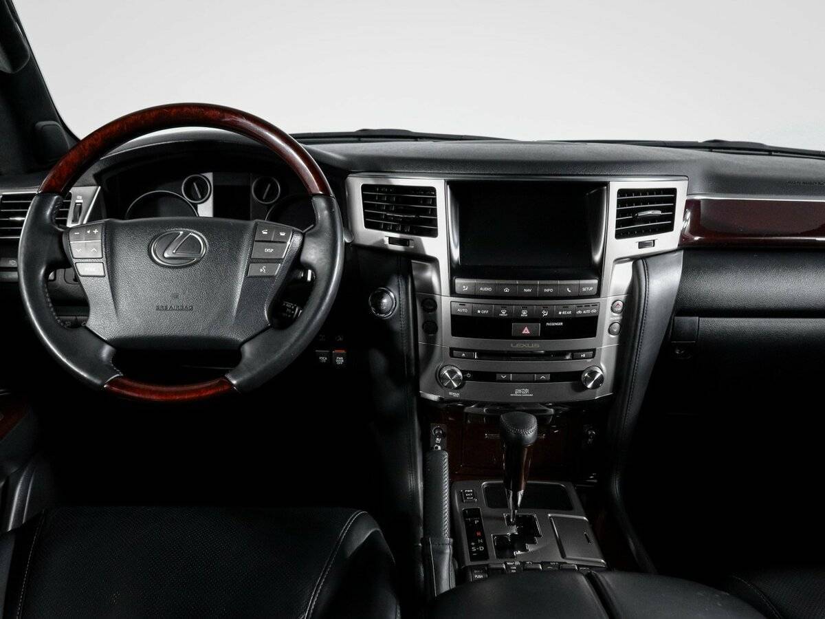 Купить Lexus LX с пробегом. Фото: #11