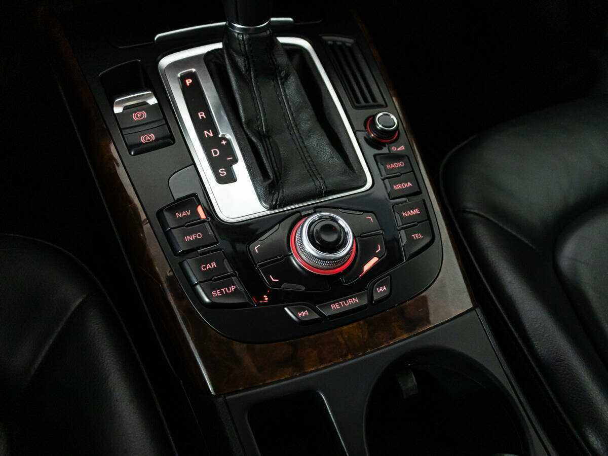 Купить Audi A4 с пробегом. Фото: #19
