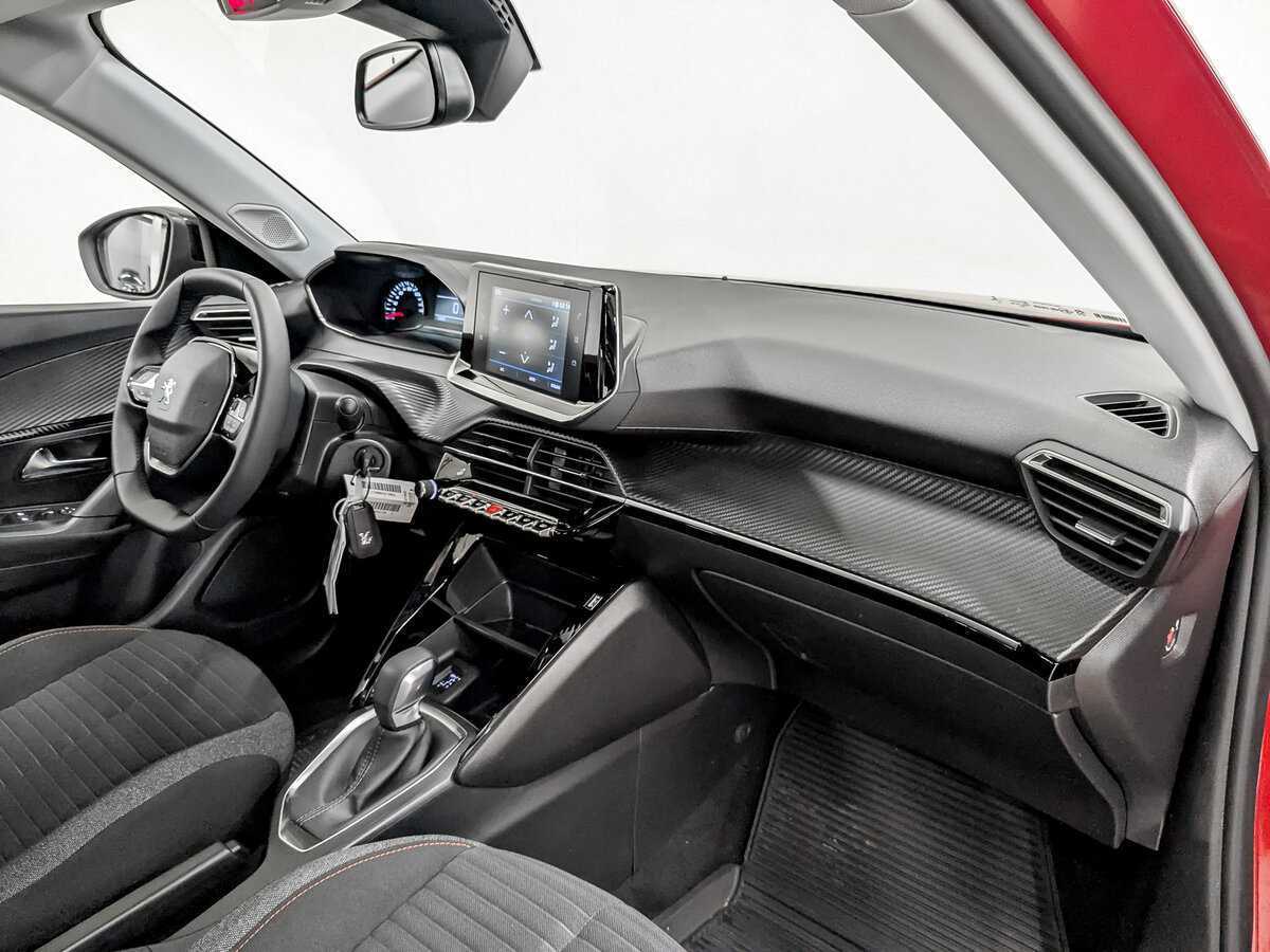 Купить Peugeot 2008 с пробегом. Фото: #10
