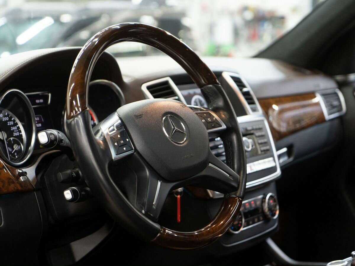 Купить Mercedes-Benz GL-Класс с пробегом. Фото: #4