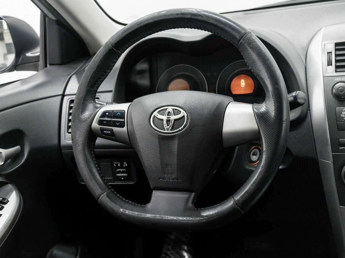 Купить Toyota Corolla с пробегом. Фото: #11