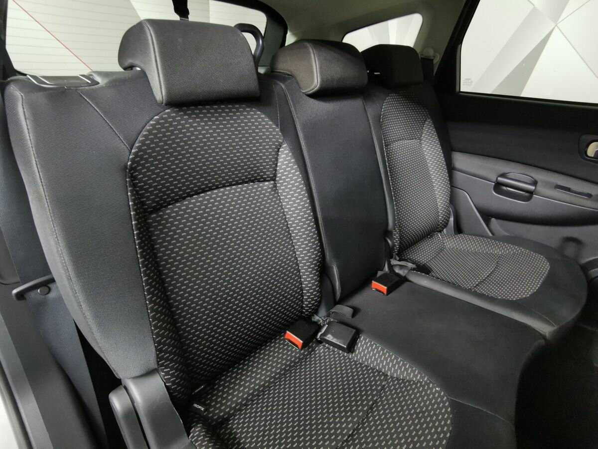 Купить Nissan Qashqai+2 с пробегом. Фото: #12