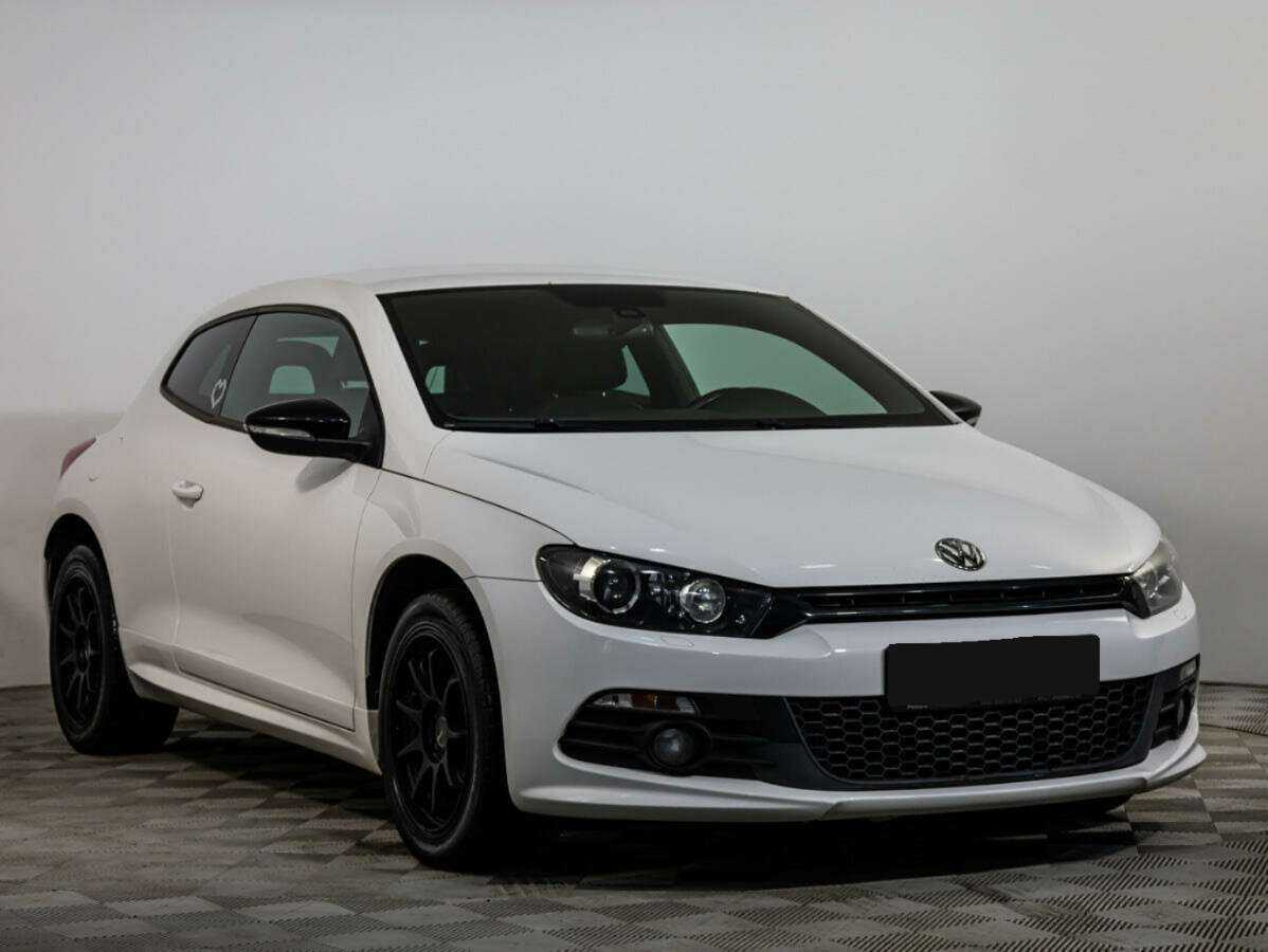 Купить Volkswagen Scirocco с пробегом. Фото: #1