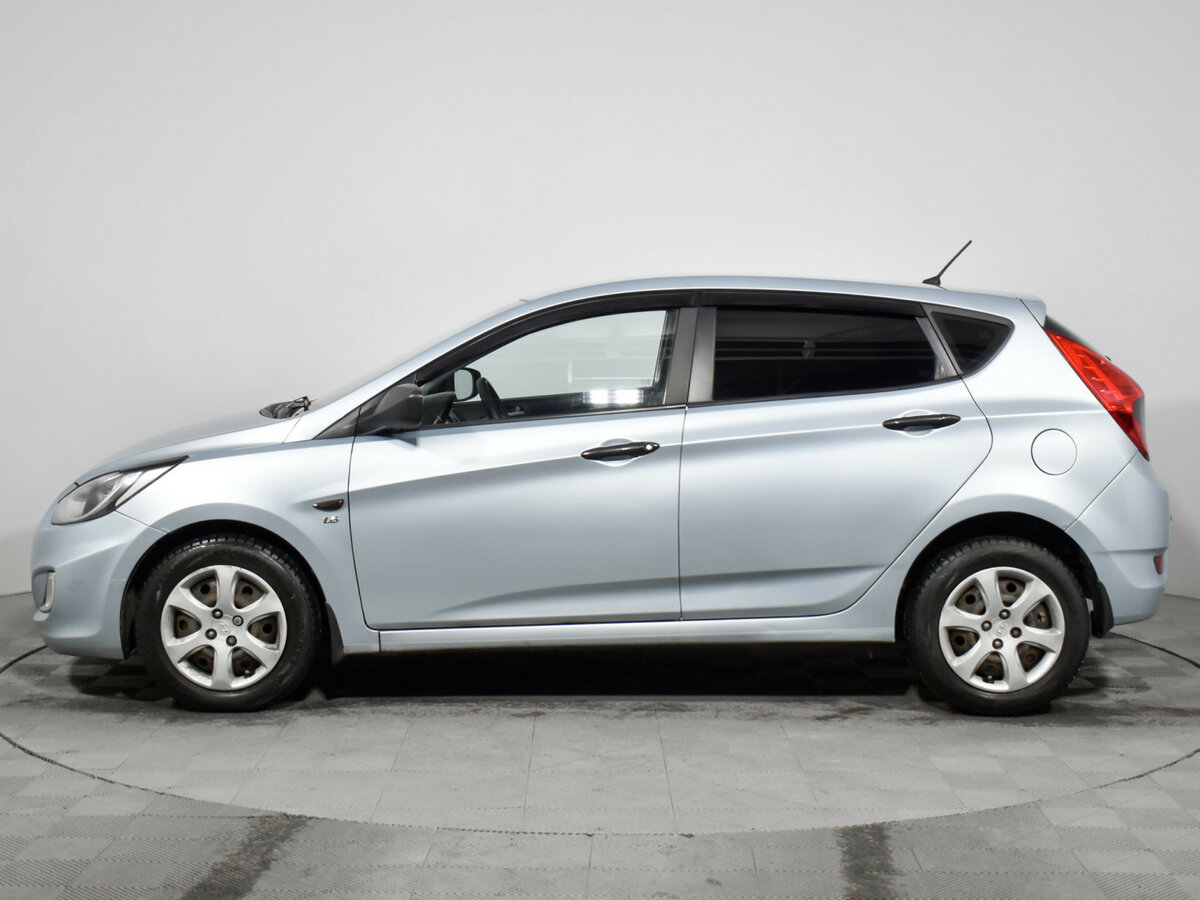 Купить Hyundai Solaris с пробегом. Фото: #7