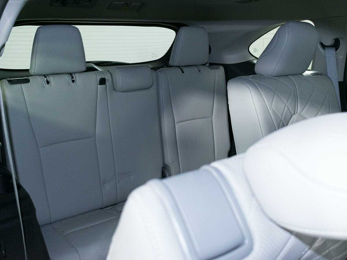 Купить Toyota Highlander с пробегом. Фото: #13