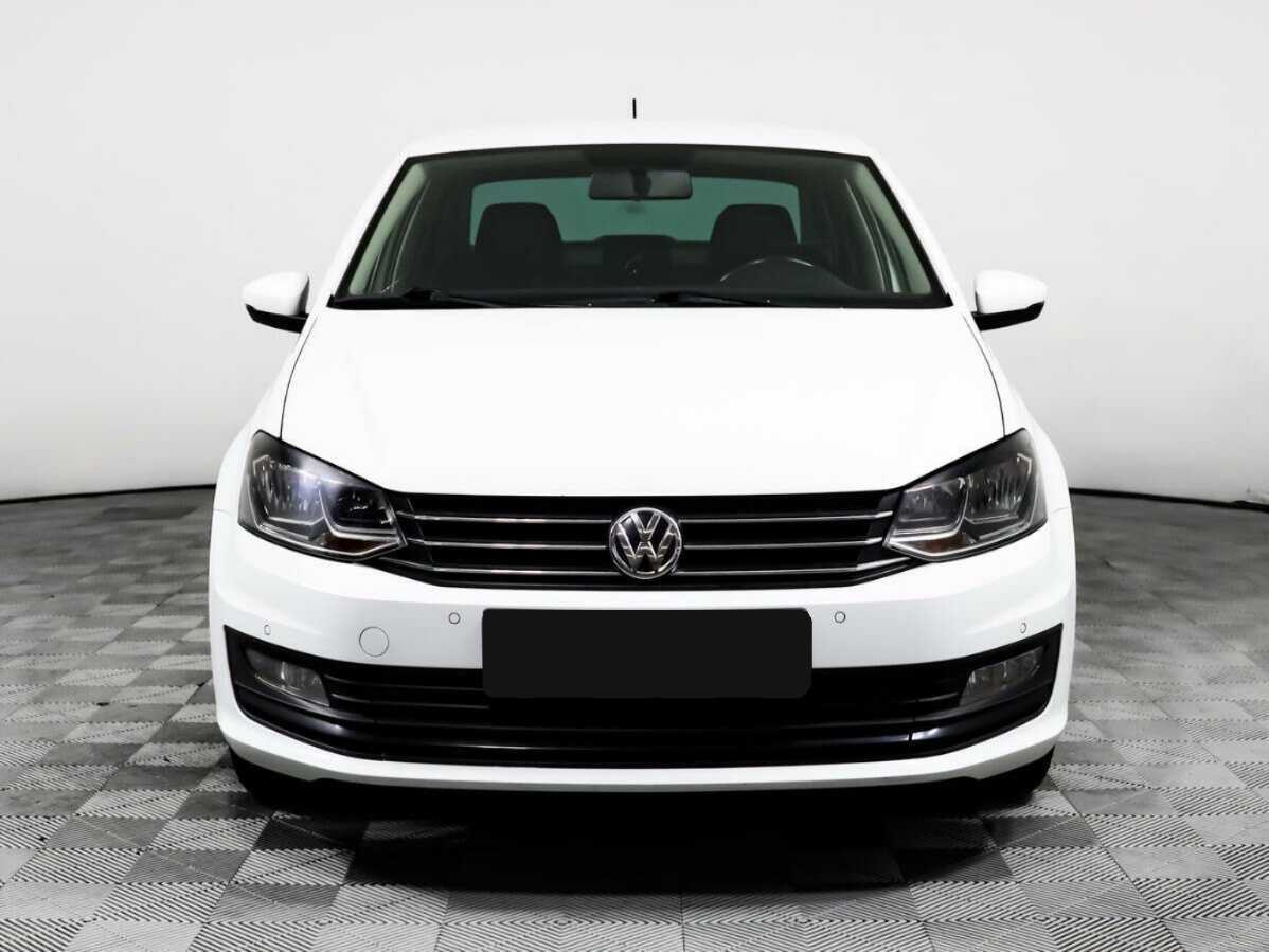 Купить Volkswagen Polo с пробегом. Фото: #1