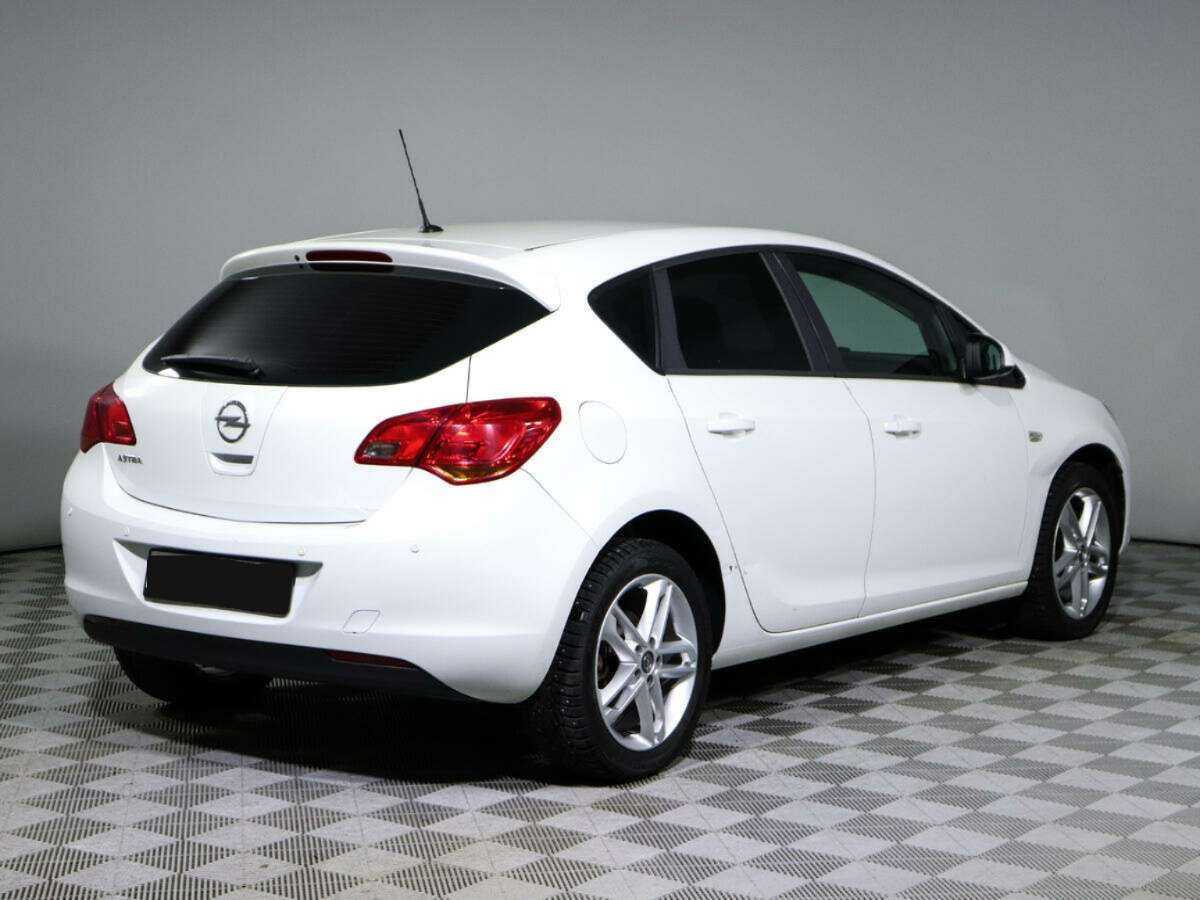 Купить Opel Astra с пробегом. Фото: #3