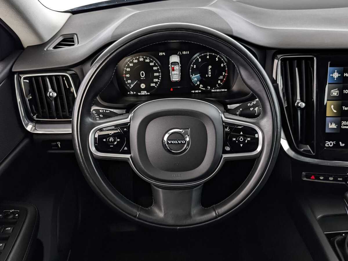 Купить Volvo V60 Cross Country с пробегом. Фото: #16