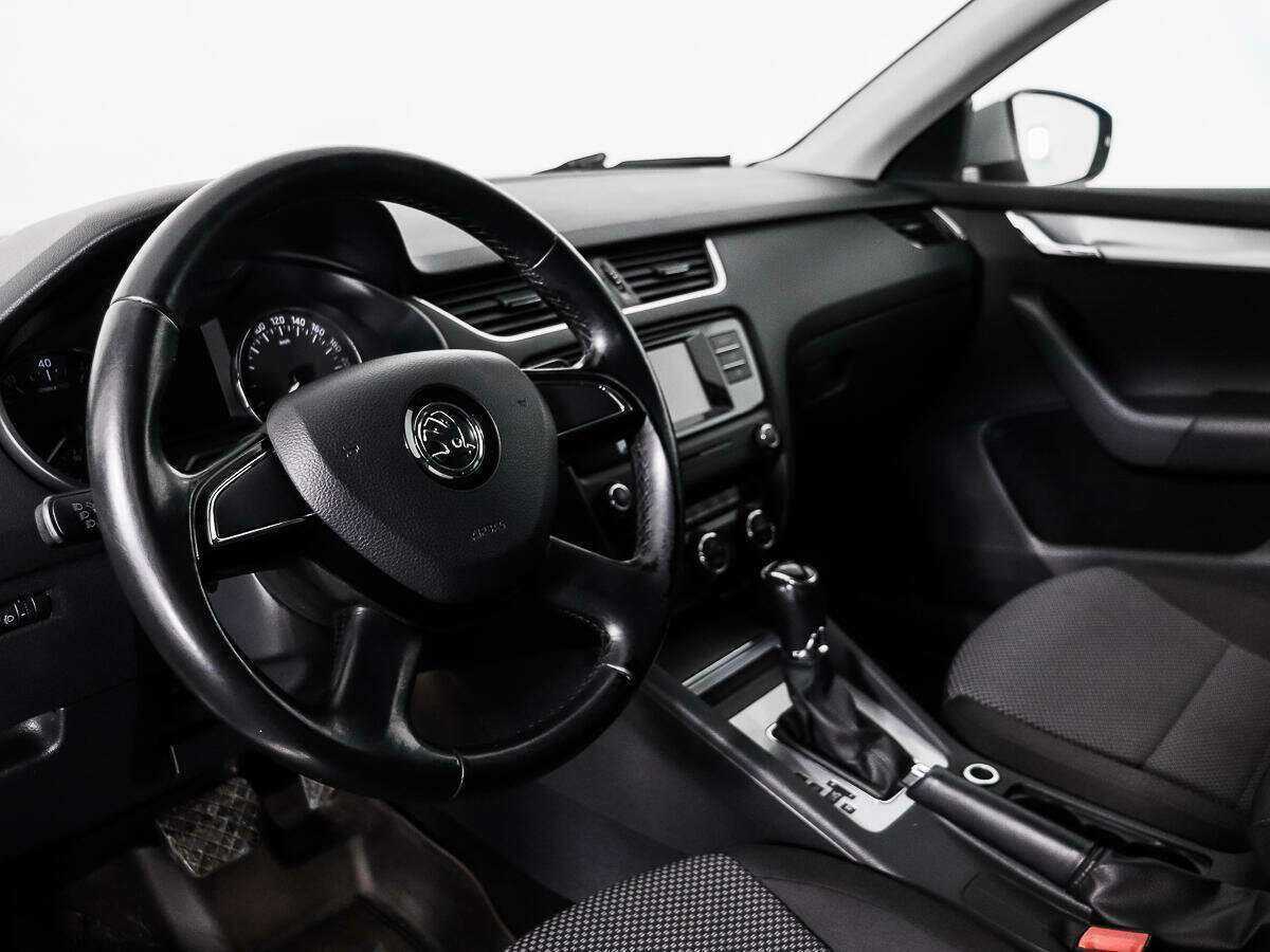 Купить Skoda Octavia с пробегом. Фото: #8