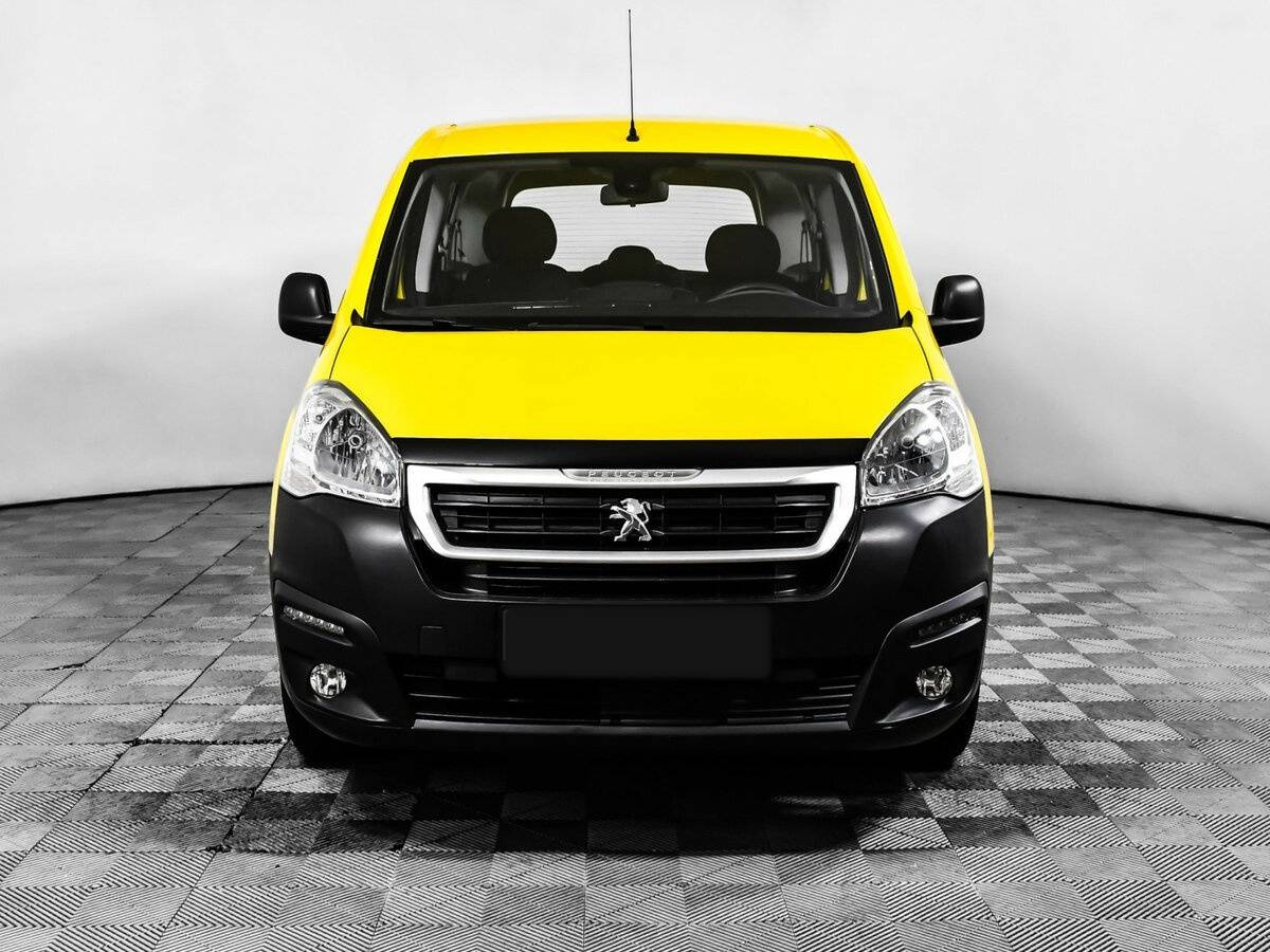 Купить Peugeot Partner с пробегом. Фото: #1