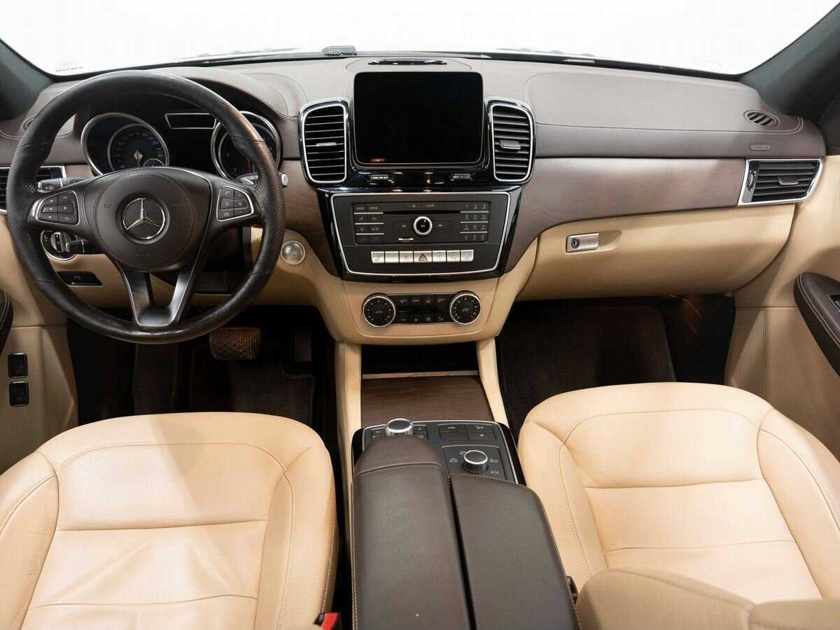 Купить Mercedes-Benz GLS с пробегом. Фото: #13