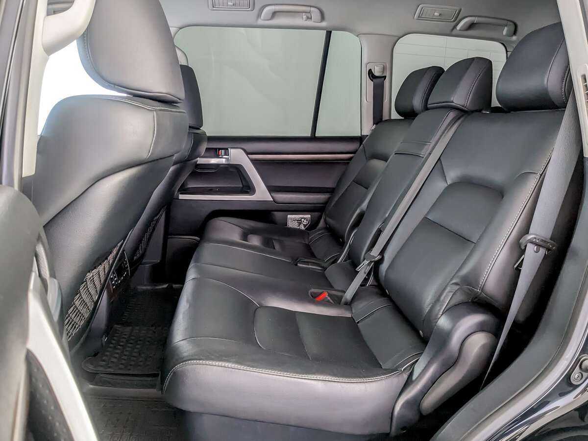 Купить Toyota Land Cruiser с пробегом. Фото: #9