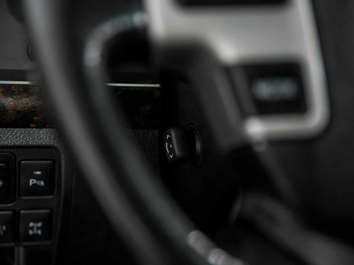 Купить Toyota Land Cruiser с пробегом. Фото: #6