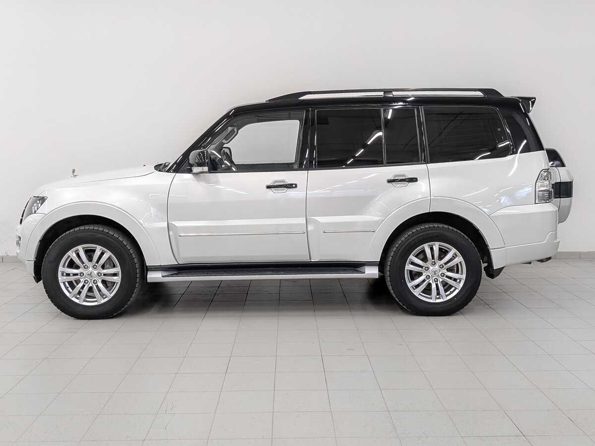 Купить Mitsubishi Pajero с пробегом. Фото: #7