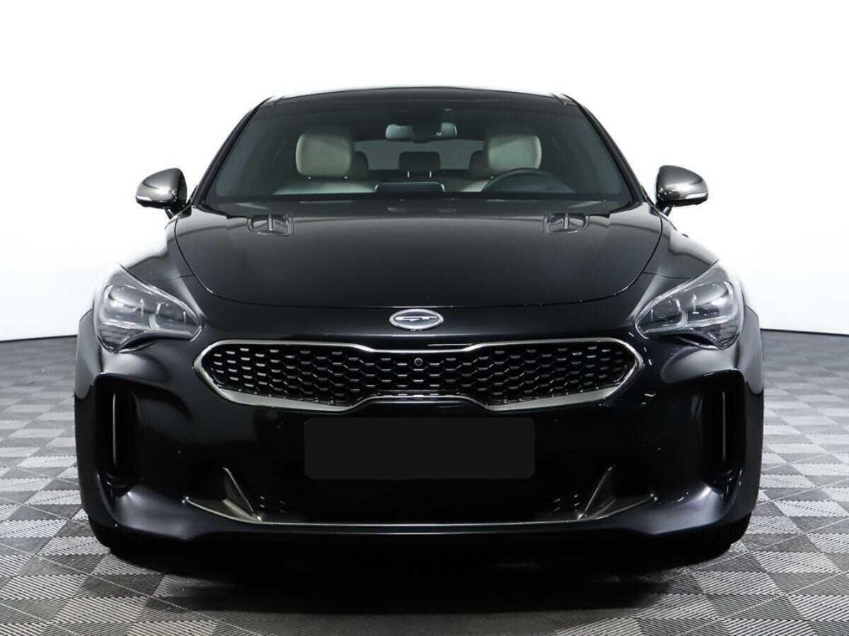 Купить Kia Stinger с пробегом. Фото: #1