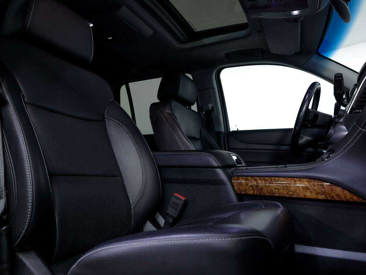 Купить Chevrolet Tahoe с пробегом. Фото: #13