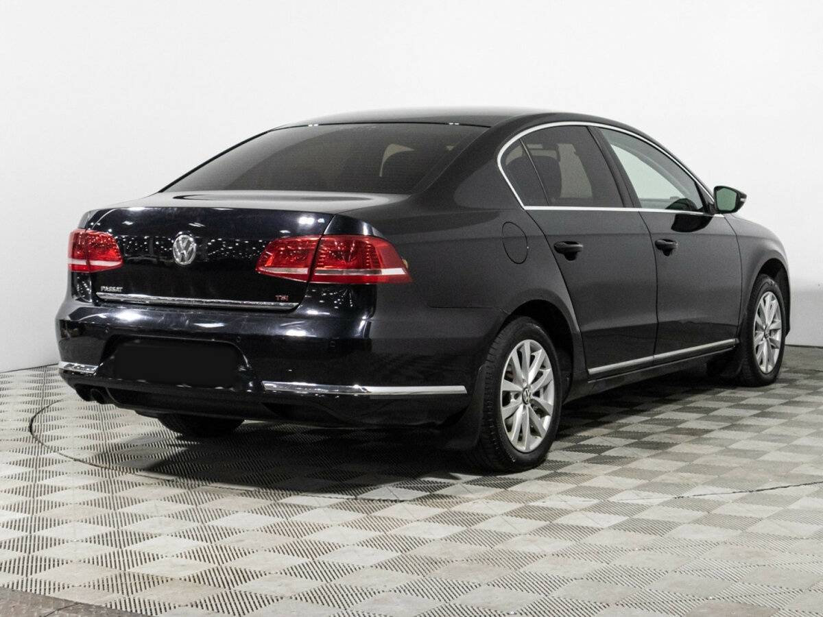 Купить Volkswagen Passat с пробегом. Фото: #5