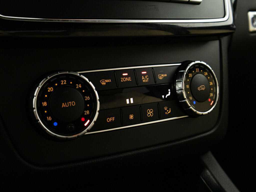 Купить Mercedes-Benz GLE с пробегом. Фото: #19