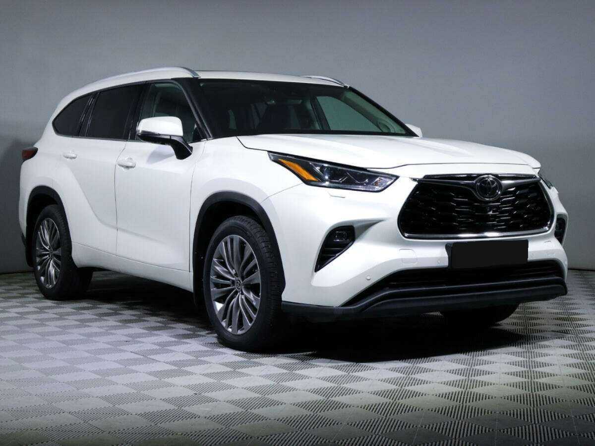 Купить Toyota Highlander с пробегом. Фото: #2