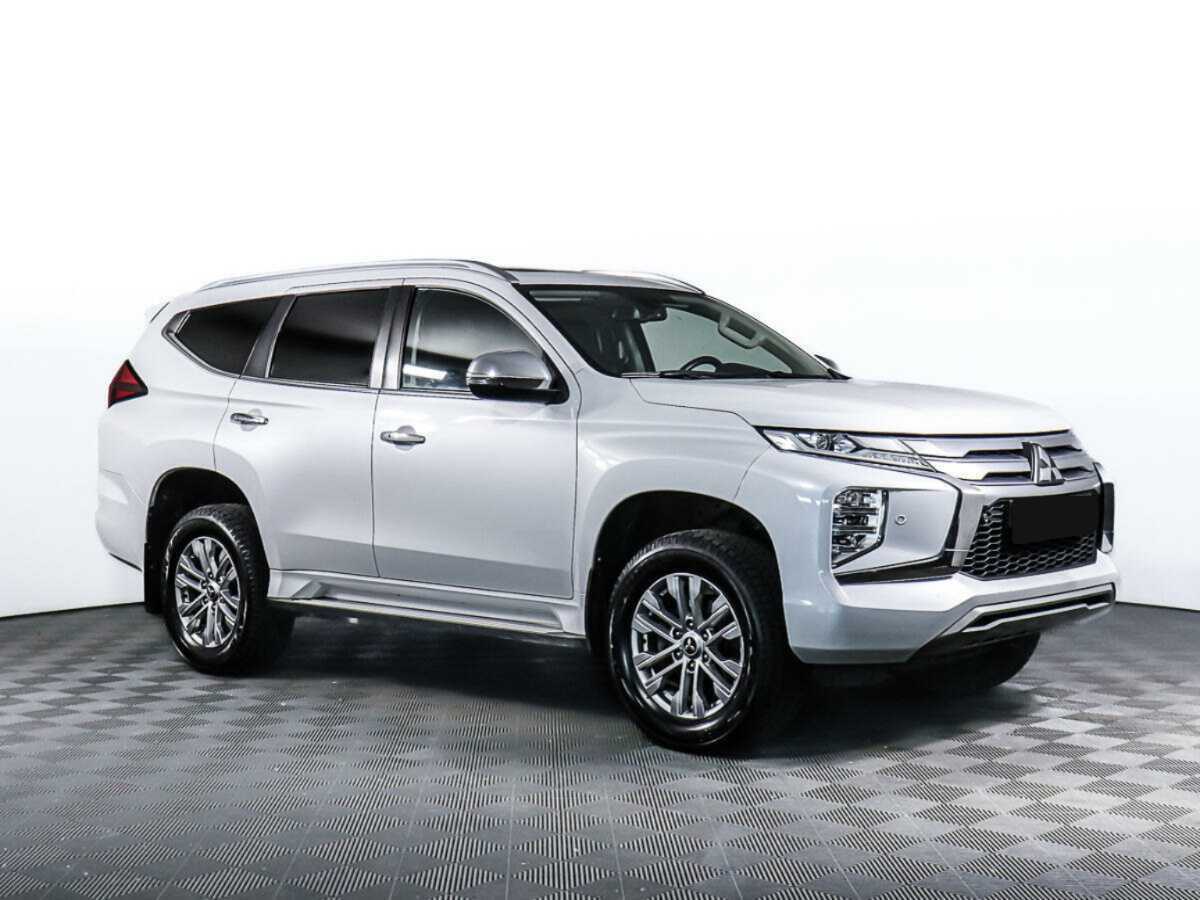 Купить Mitsubishi Pajero Sport с пробегом. Фото: #2