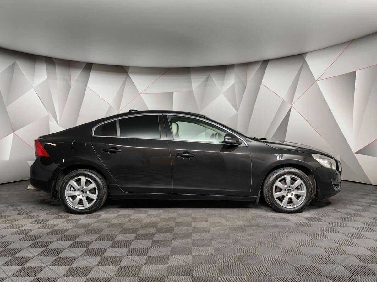 Купить Volvo S60 с пробегом. Фото: #5