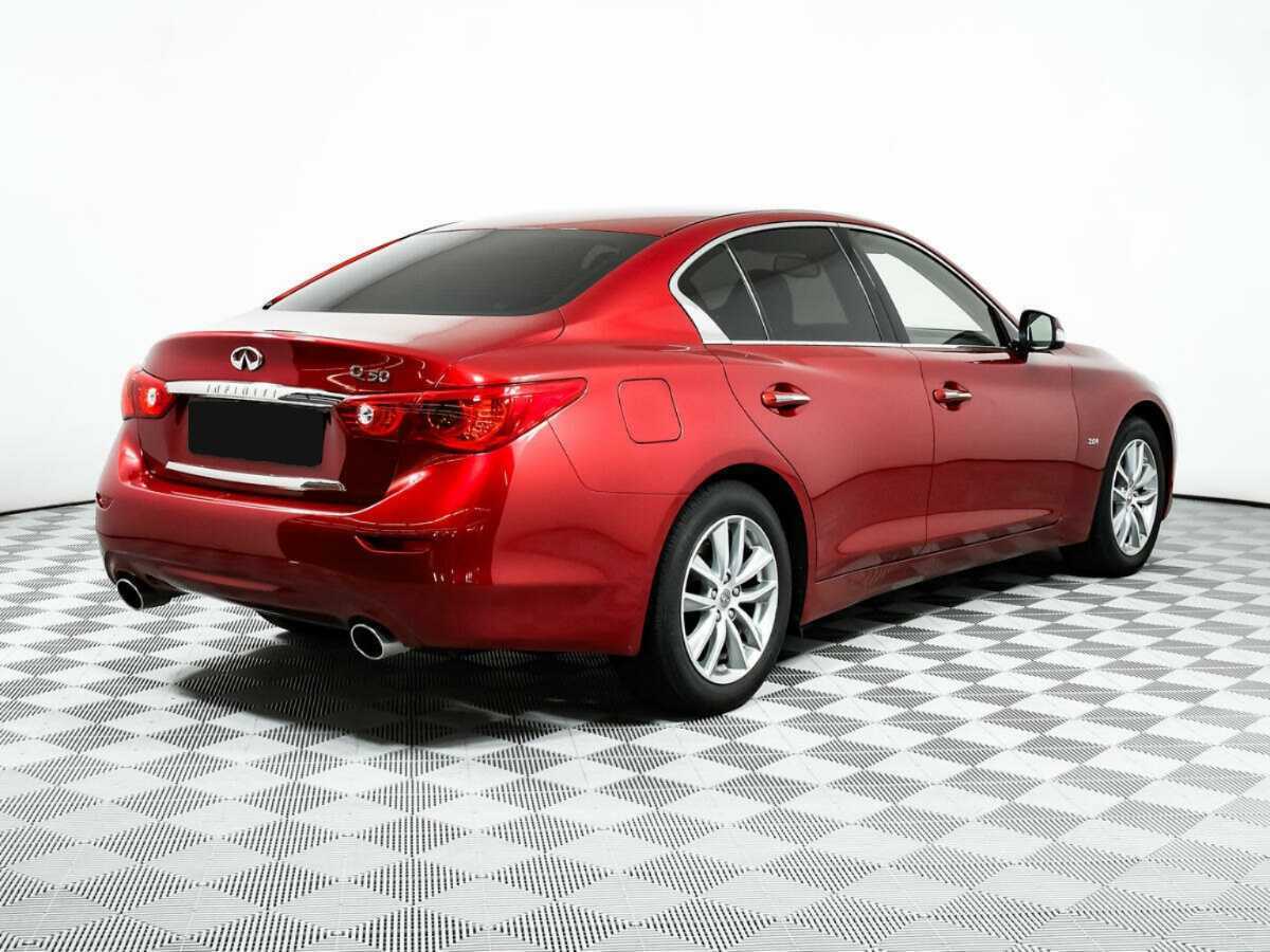 Купить Infiniti Q50 с пробегом. Фото: #3