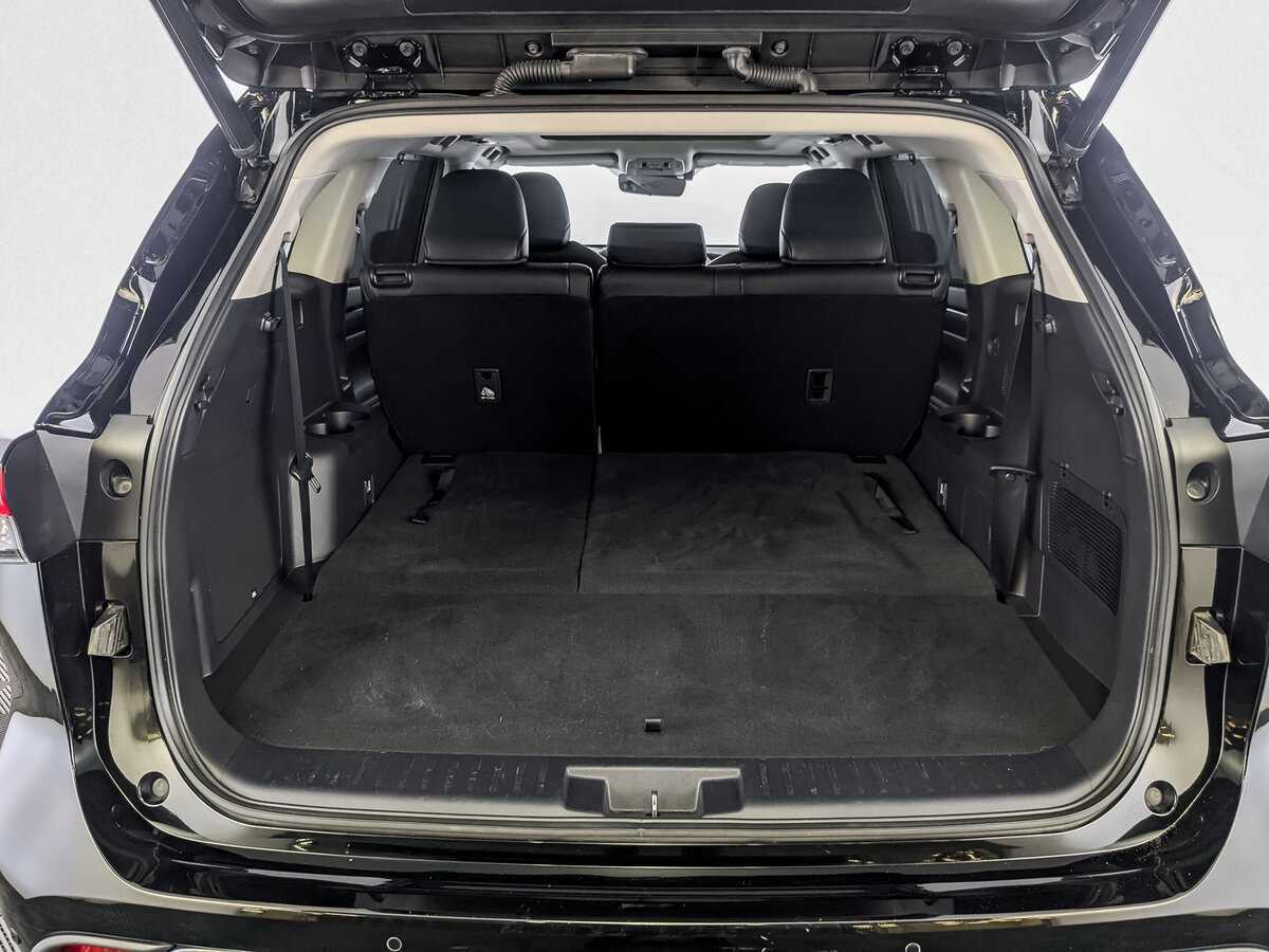 Купить Toyota Highlander с пробегом. Фото: #9