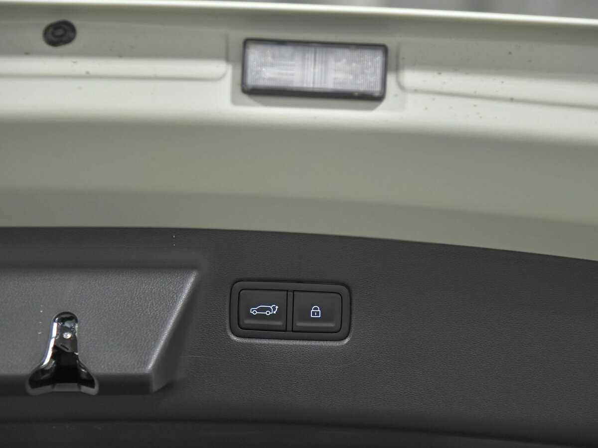 Купить Hyundai Santa Fe с пробегом. Фото: #23