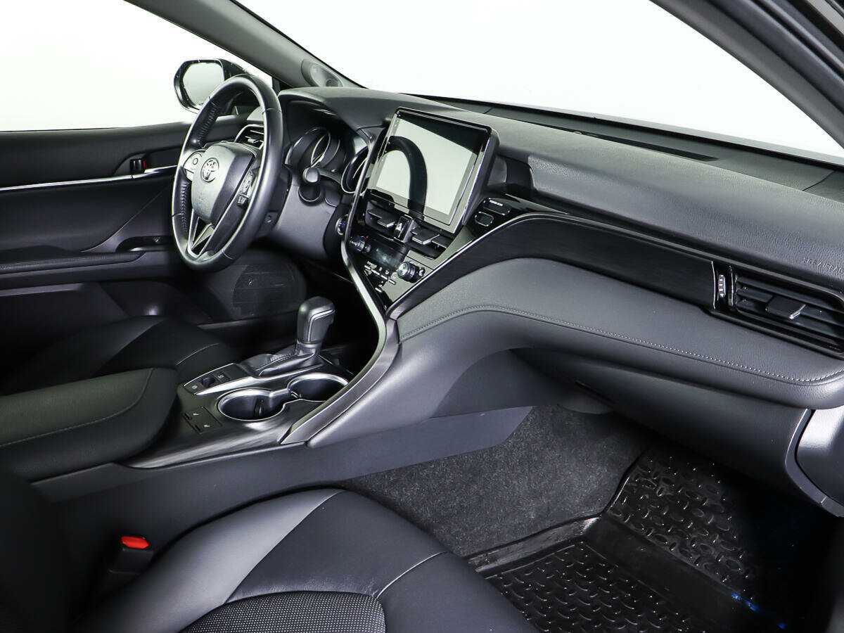 Купить Toyota Camry с пробегом. Фото: #7