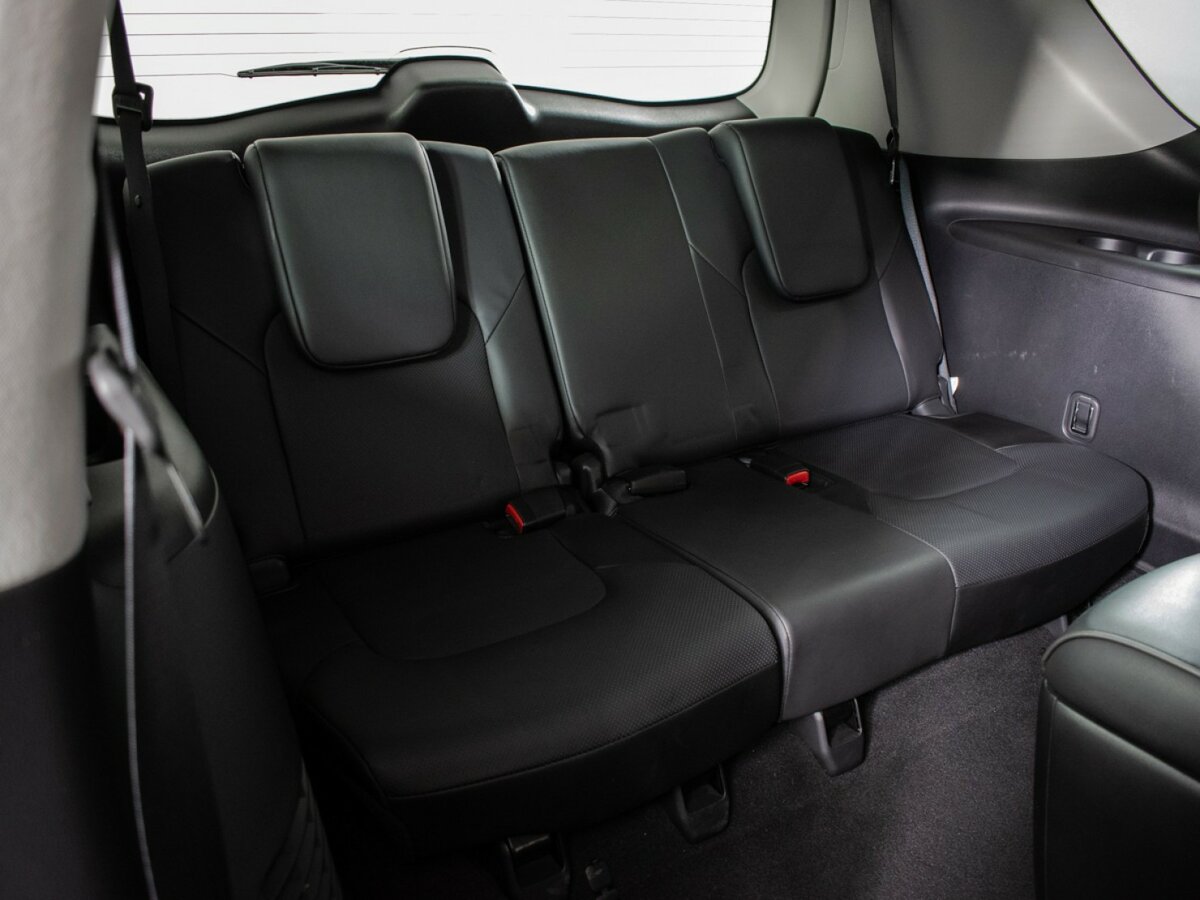 Купить Infiniti QX80 с пробегом. Фото: #10