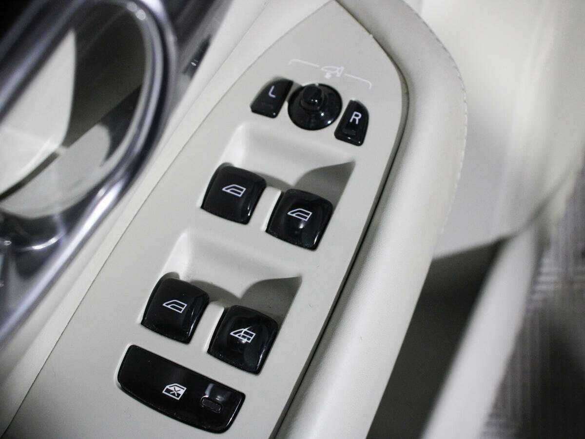 Купить Volvo XC90 с пробегом. Фото: #15