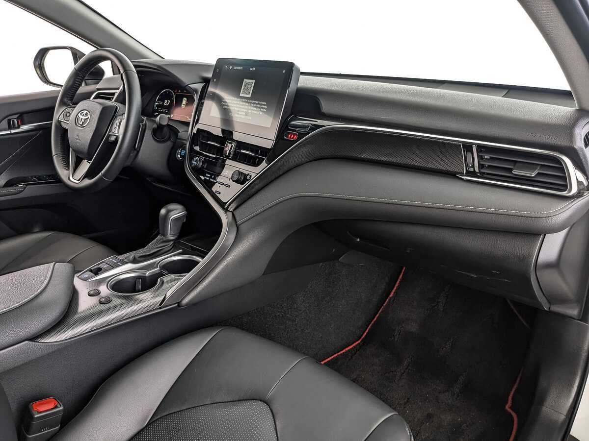 Купить Toyota Camry с пробегом. Фото: #8