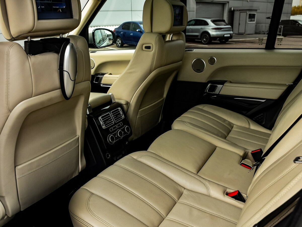 Купить Land Rover Range Rover с пробегом. Фото: #12