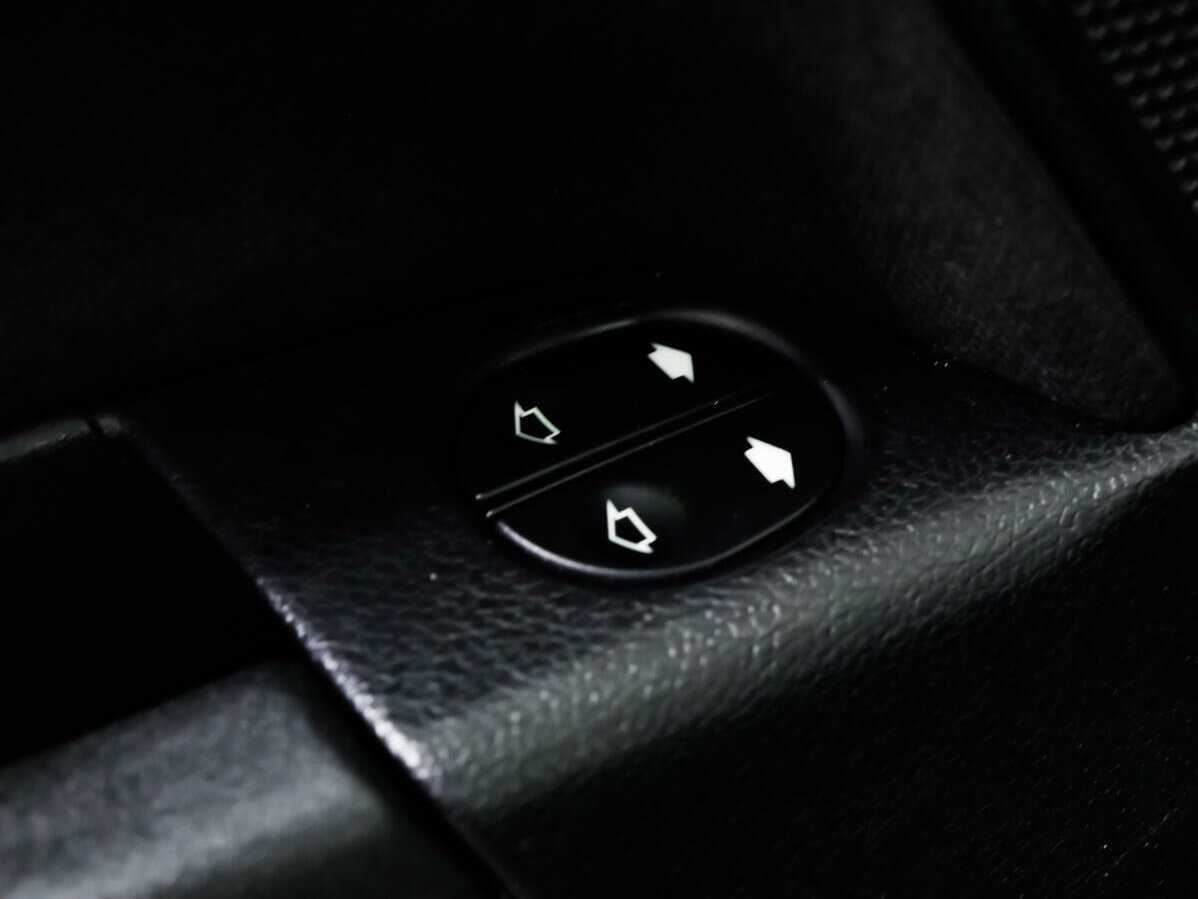 Купить Ford Fusion с пробегом. Фото: #12