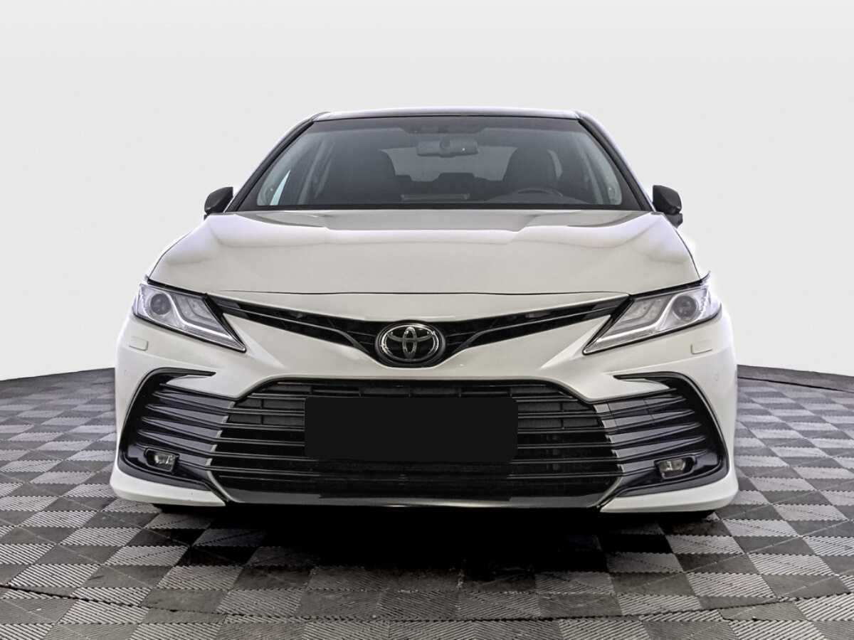 Купить Toyota Camry с пробегом. Фото: #1