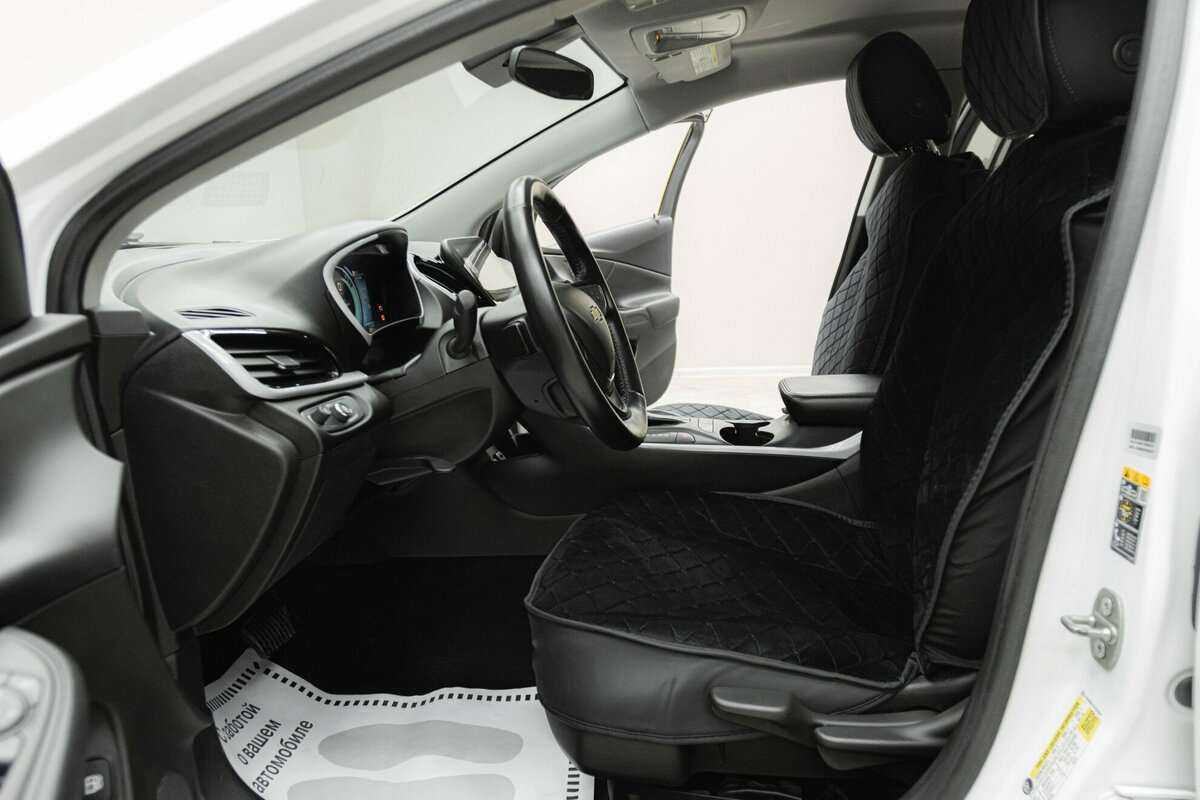 Купить Chevrolet Volt с пробегом. Фото: #6
