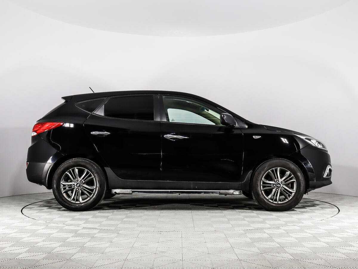 Купить Hyundai ix35 с пробегом. Фото: #3