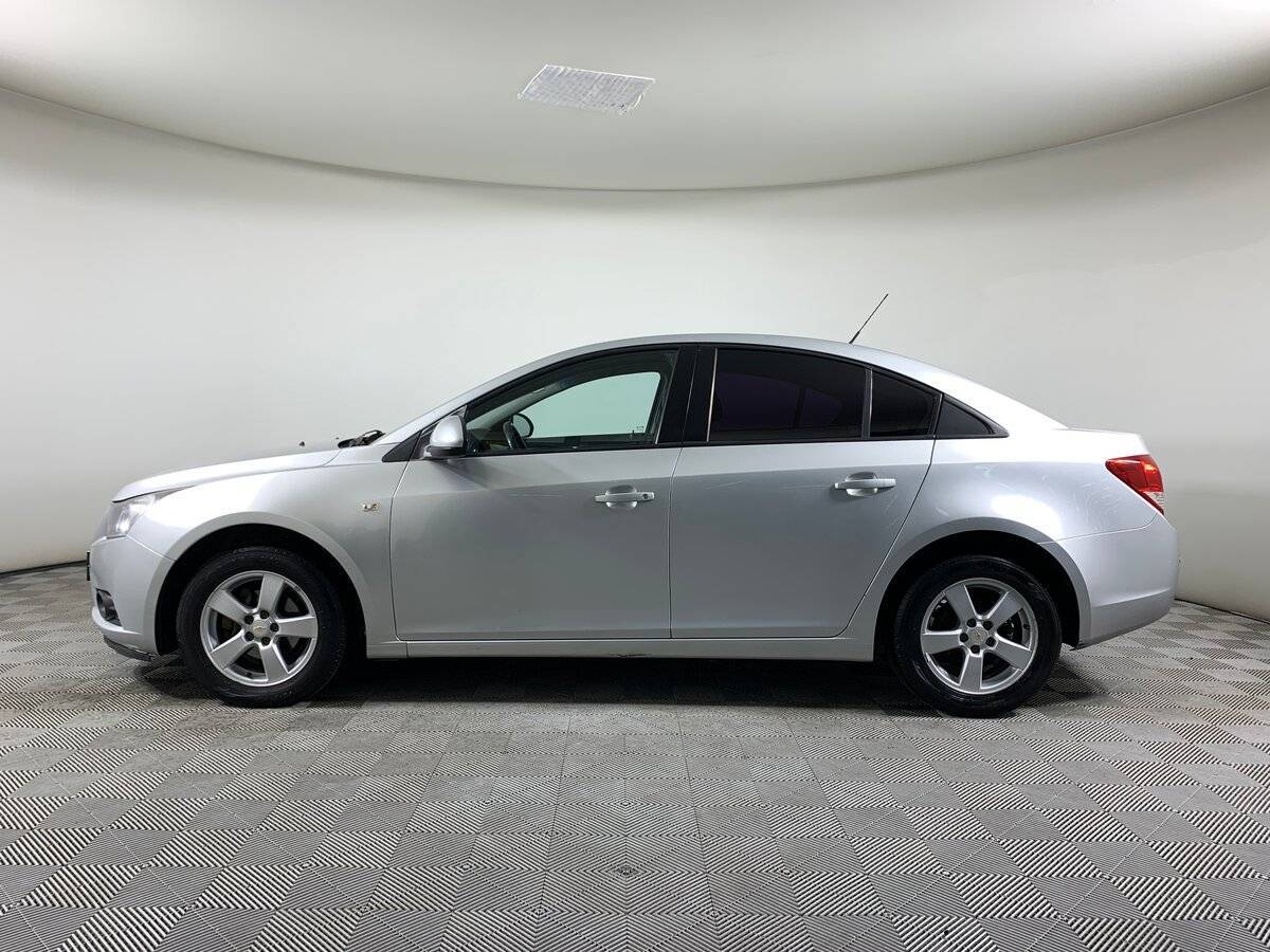 Купить Chevrolet Cruze с пробегом. Фото: #7