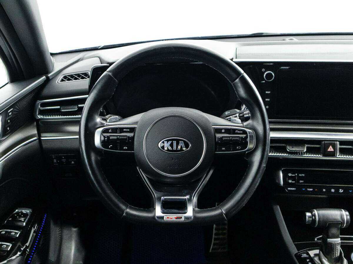 Купить Kia K5 с пробегом. Фото: #23