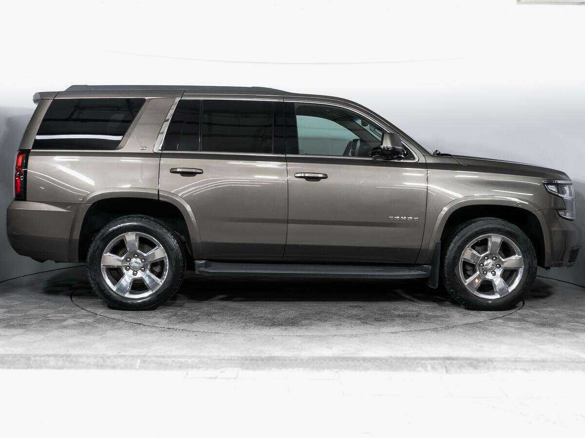 Купить Chevrolet Tahoe с пробегом. Фото: #3