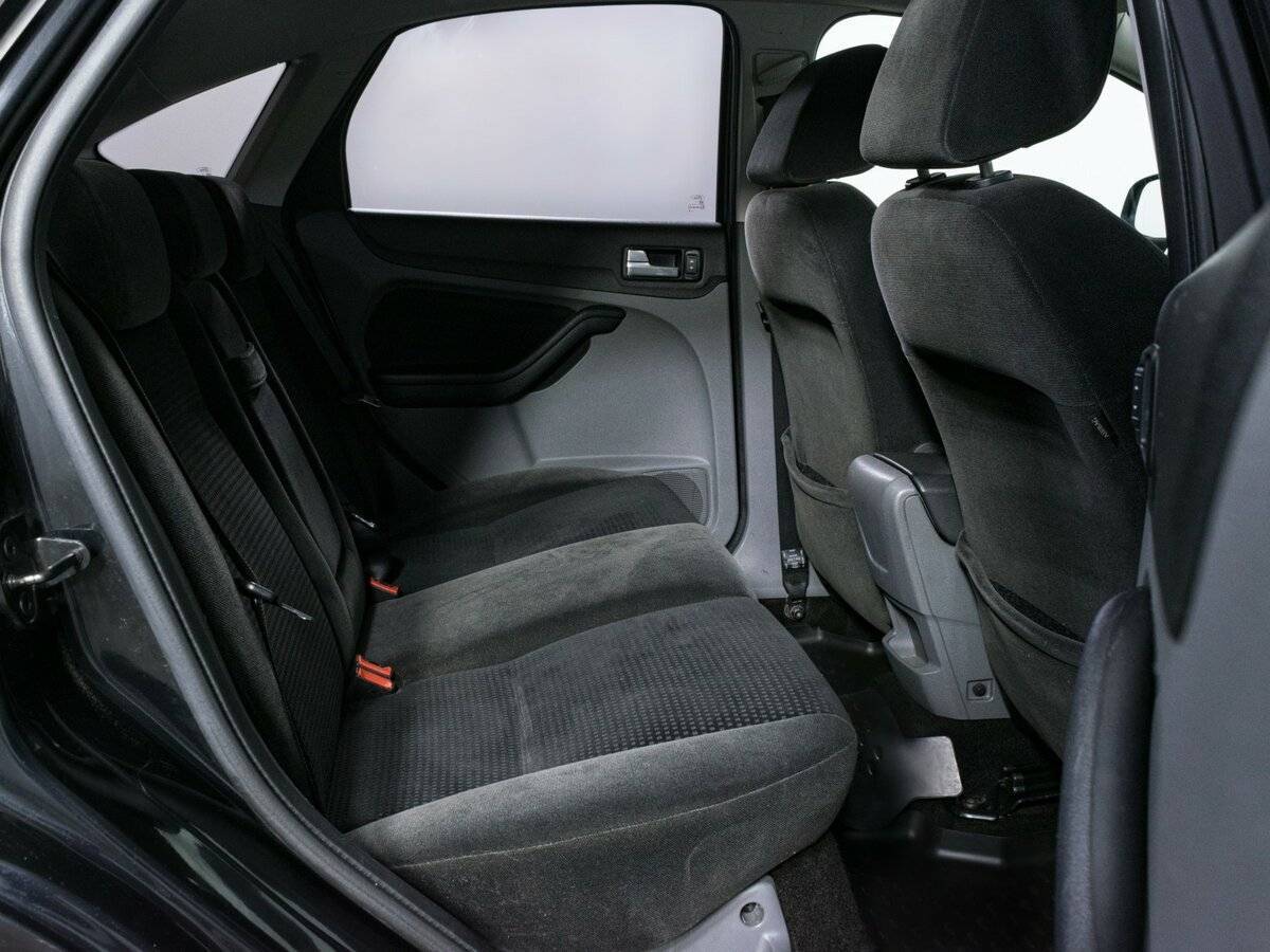 Купить Ford Focus с пробегом. Фото: #9