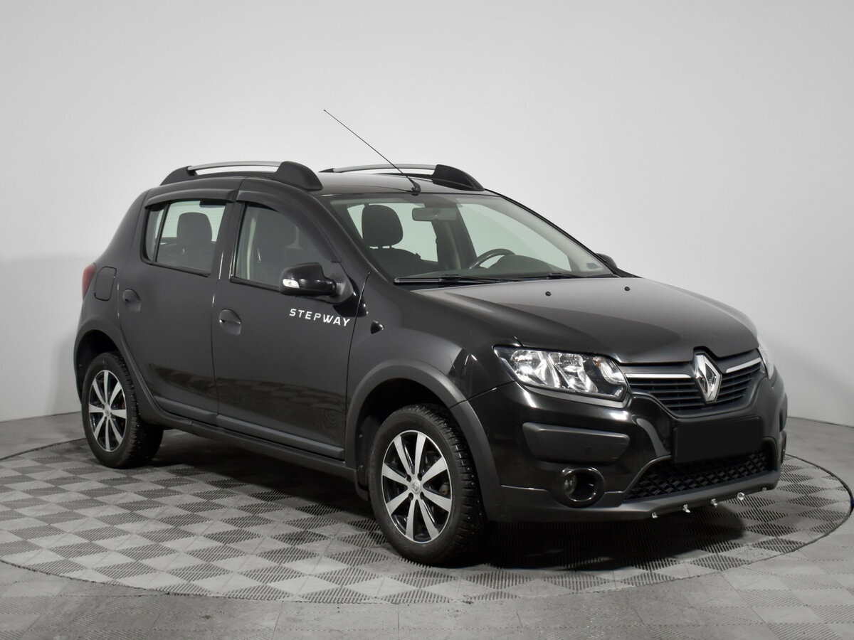 Купить Renault Sandero с пробегом. Фото: #2