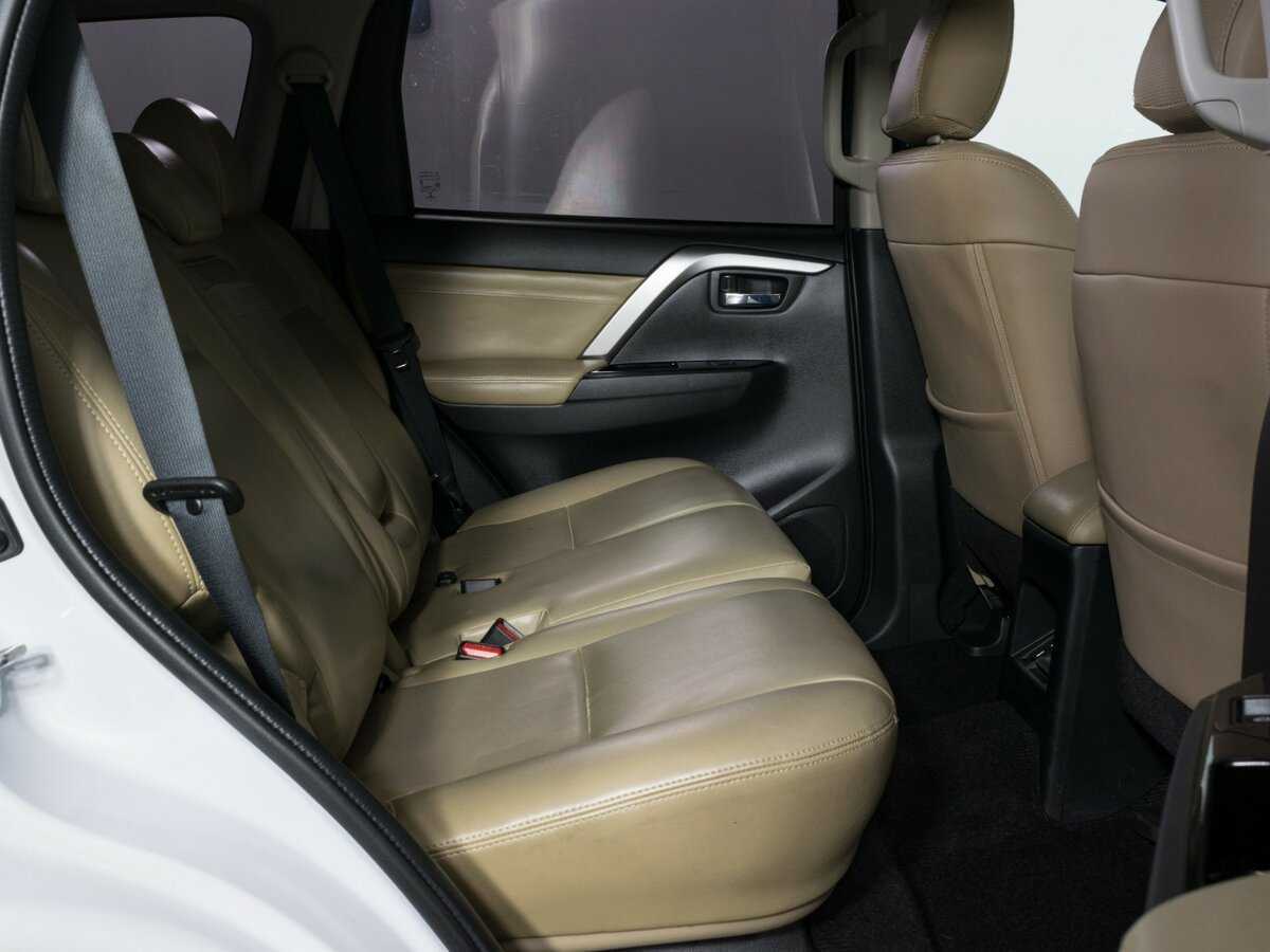 Купить Mitsubishi Pajero Sport с пробегом. Фото: #9